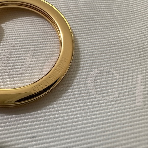 Gucci Puppy-Shaped Keychain - Picture 5 of 6